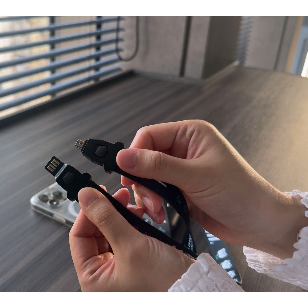 Yostar OFFICIAL SHOP ONLINE / 3in1充電ケーブルストラップ